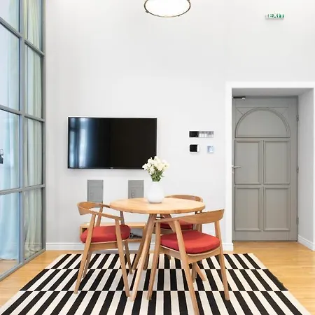 Ultracentral Apartament